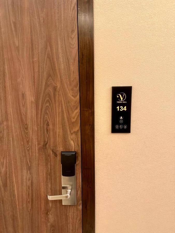 Vishal Hall Hotel Bombay Eksteriør billede
